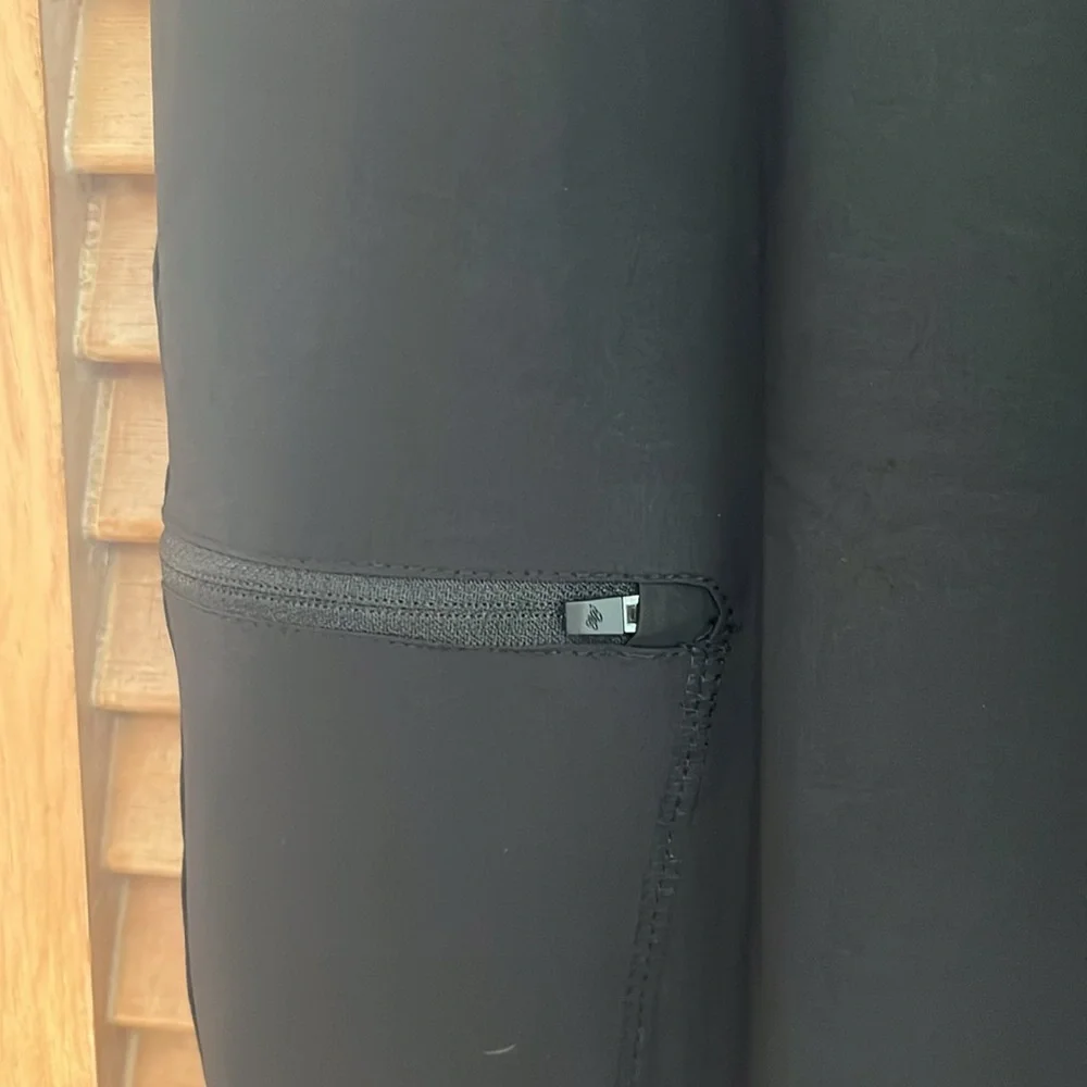 EDDIE BAUER Women’s Rainer Fleece-lined Jogger Pants Black Size 6 - Picture 3 of 10